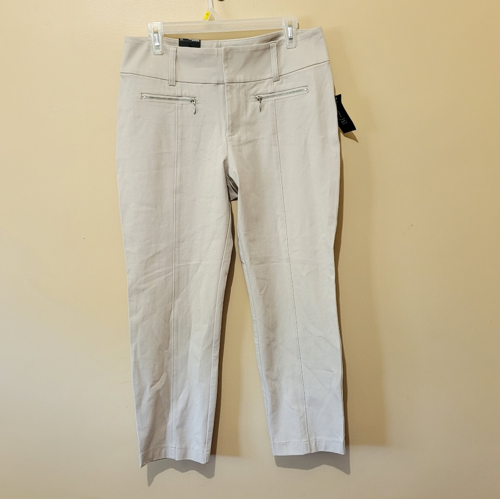 NWT INC International Concepts Capris
